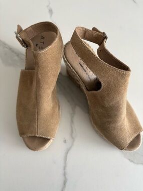 Handmade Tan Suede Open-Toe Wedge Sandals by Atelier
